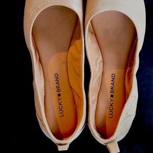 Lucky Brand Emmie Flat